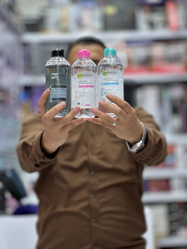 میسلار واتر گارنیر مخصوص پوست های خشک و حساس حجم 400 میل