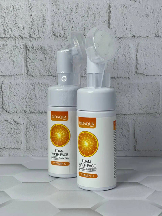 فوم ویتامین سی براش دار بیواکوا 150م